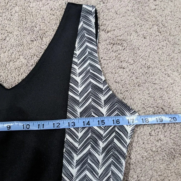Metaphor dress Sleeveless black and white chevron size Medium - Picture 8 of 10